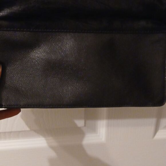 Tignanello Black and Gold Crossbody Bag with Sleek Design Leather - Picture 8 of 9